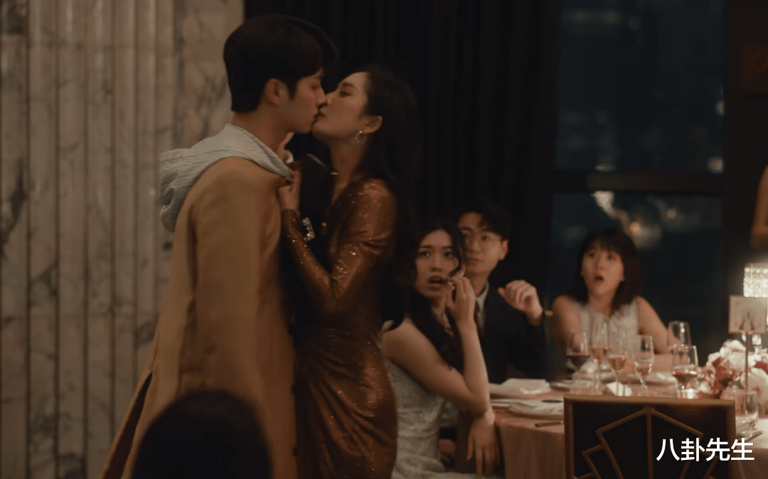 许凯|明明主演过15部剧,但演技还是差,许凯在新剧里把宅男演成呆子