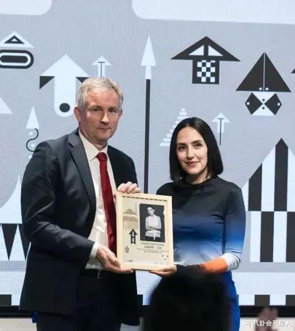 张钧甯|脸垮、皱纹多、脱发，这5位明星娶的洋媳妇，个个都老得快