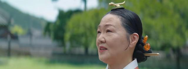 林志玲|最火韩剧《王后伞下》这个王后太个性了，竟敢挑战婆婆的权威