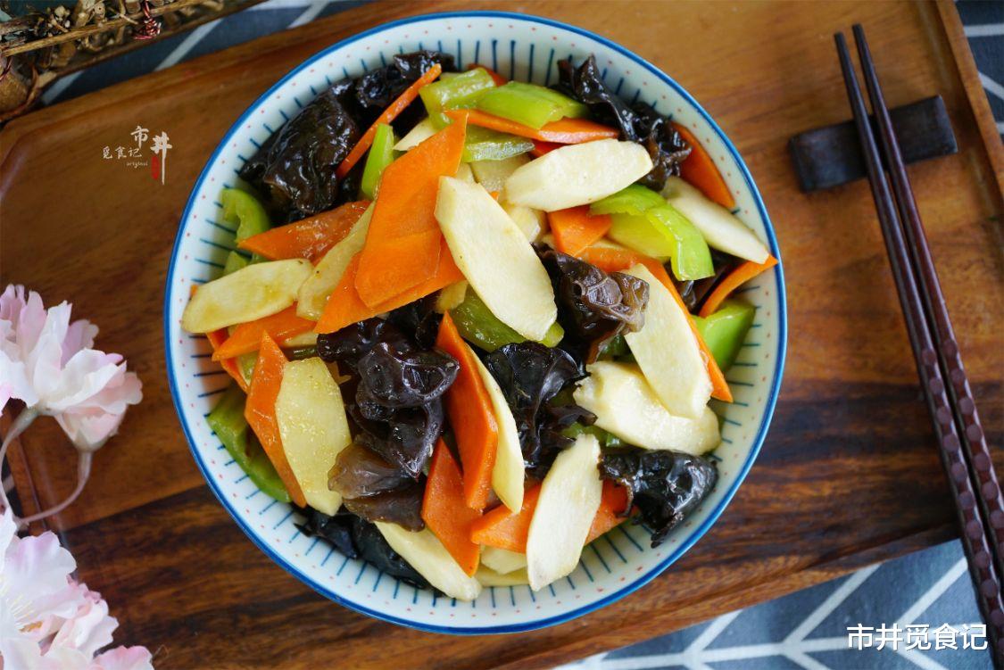 山药和木耳是绝配,建议:有条件多吃几次,很多人还不知道有啥用