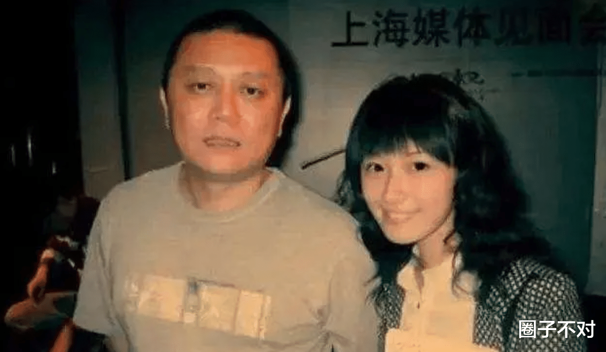 徐静蕾|给王朔买房让他软饭硬吃,和成龙在车内接吻,徐静蕾为何还不结婚