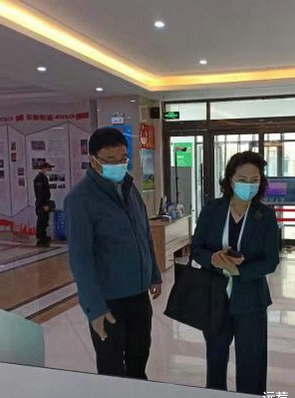 女副局长李少莉海量工作照曝光!在单位开会也会精心打扮!