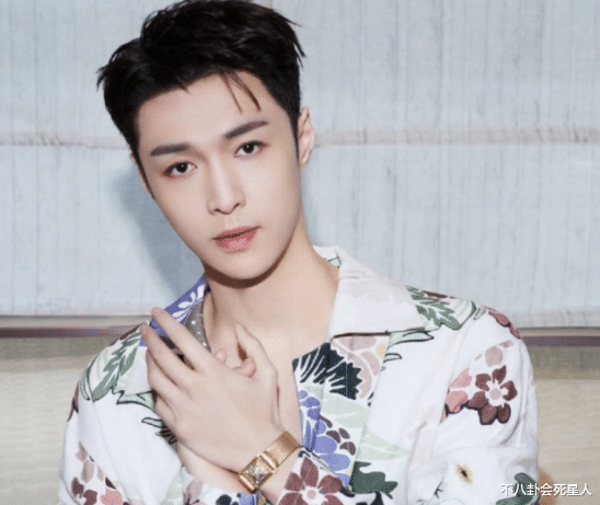 生图|内娱男“照骗”太多了！写真图帅气惊艳，一看生图就原形毕露