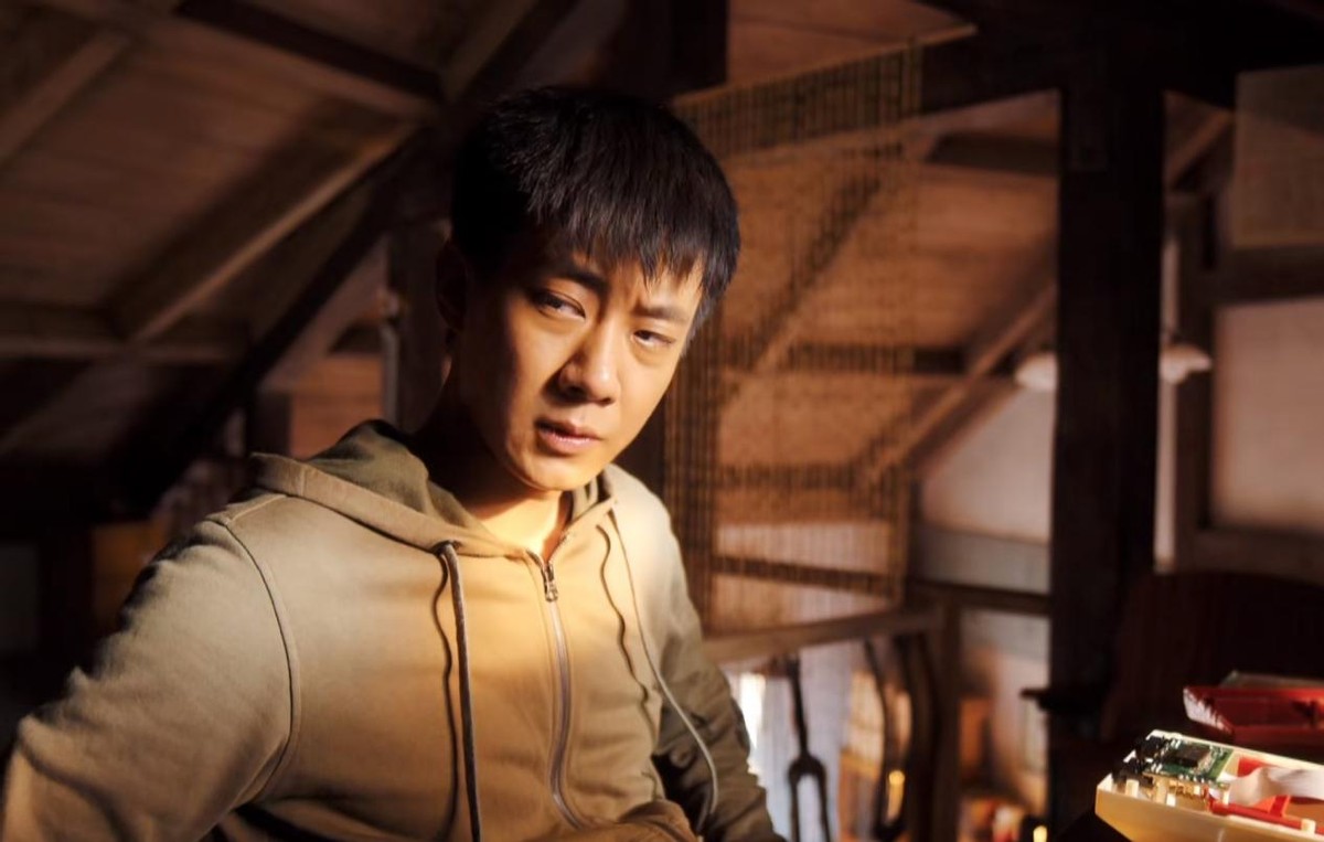 人世间|开播仅1天，力压《人世间》，拿下榜单冠军，张嘉益妻子新剧凭啥