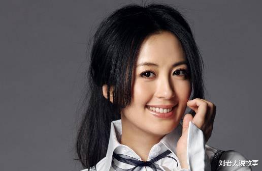 于和伟|48岁于和伟结婚28年零绯闻，隐藏20多年娇妻是我们熟悉的她