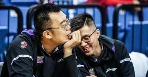 广东男篮|媒体人四组对决分析，辽宁恐一轮游，广厦躺进半决赛，广东迎考验