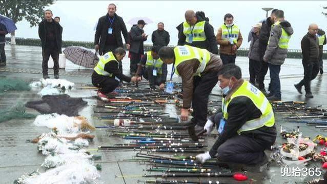 重庆|钓鱼人的好日子到头了！重庆多地集中销毁渔具，价值达数十万
