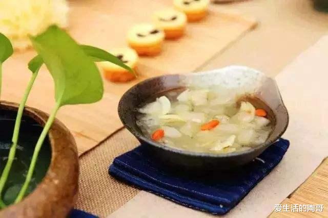 最适合冬天喝的4道营养汤,每天喝一碗,驱寒暖胃,身体更健康!