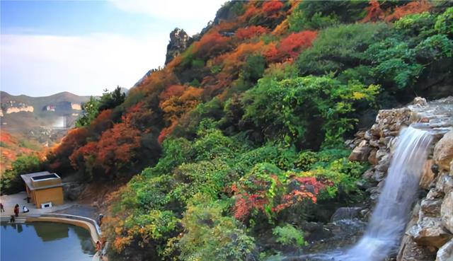 |距许昌45公里，藏着一景区，可欣赏九山十八峰，以及五湖一条河