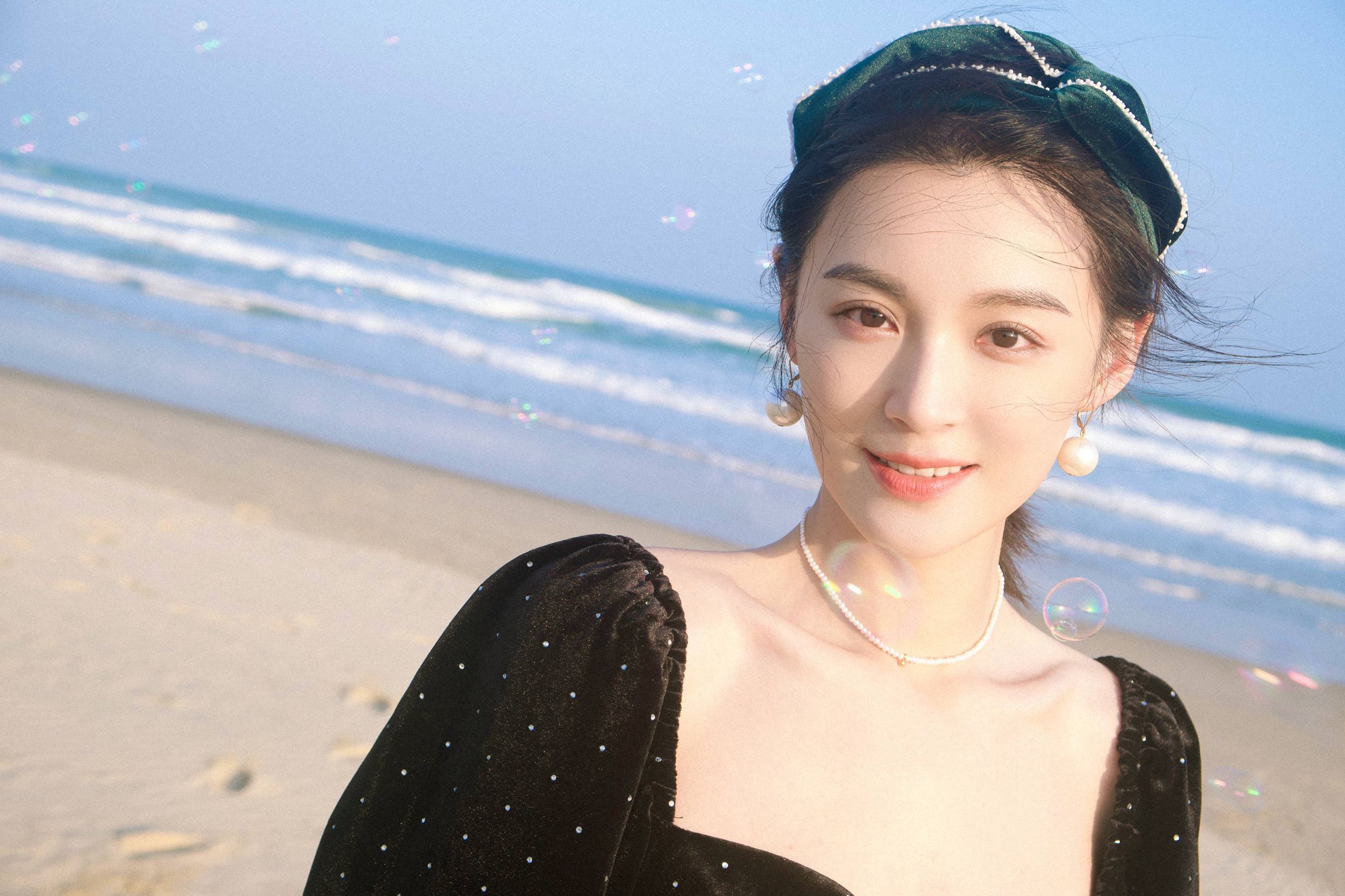 毛林林|戏里戏外两次搭档“肖战”，时隔8年毛林林终于扬眉吐气