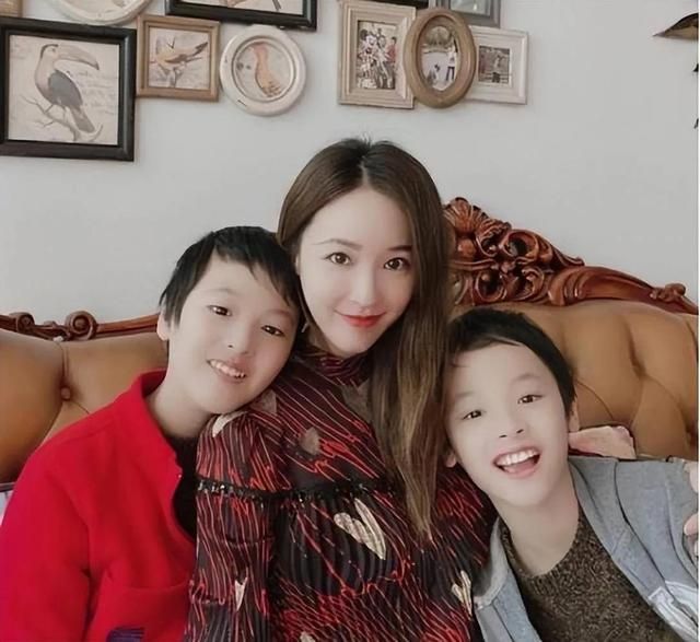 马景涛|马景涛和吴佳尼离婚5年了，他们的生活相差太大