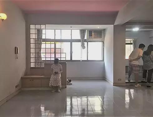 为照顾孩子，82㎡老房改出3室2厅，打造出最适合中国人开放式厨房