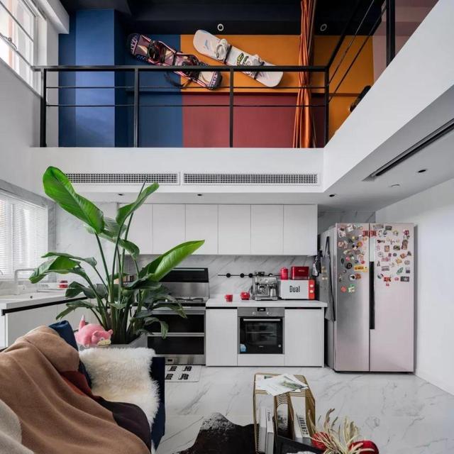 45㎡loft，简约北欧风，挑高的客厅加上悬空飘窗，太赞了