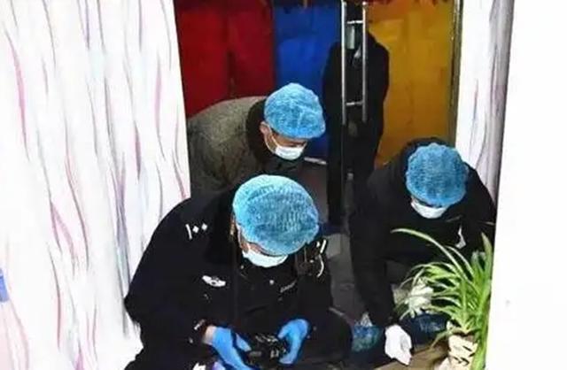广西一局长一家四口被杀害,凭半枚脚印和一把钥匙,警方锁定真凶