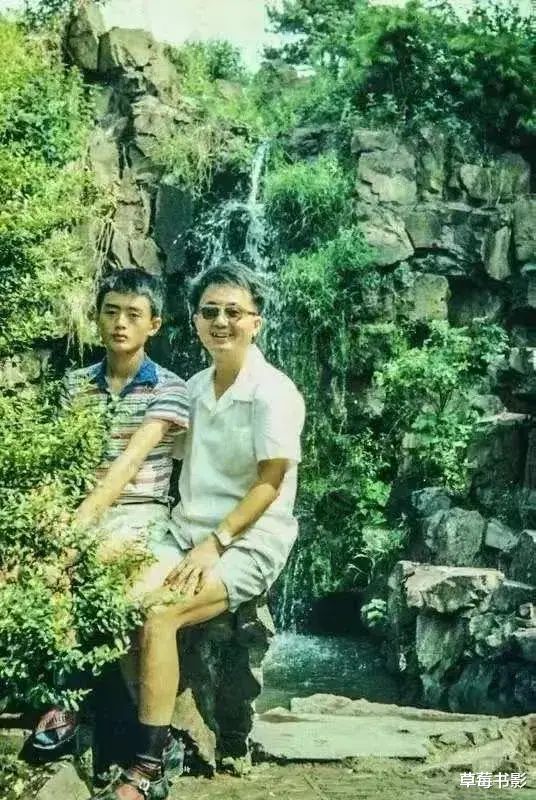 杭州85岁老人从殡仪馆打电话刷爆全网:我的天才儿子,是个精神病!