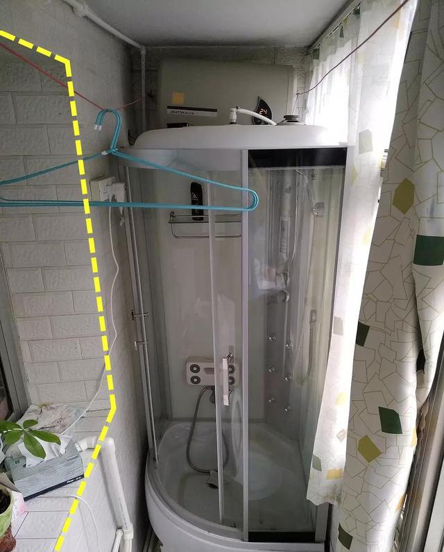 开发商简直是在坑人,厨房和卫生间共用一个阳台,这种户型咋改?