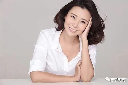 柯蓝|她是出身显赫女星,因私生活太乱无人敢娶,如今50岁仍然是单身