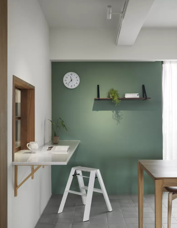 越来越多人在厨房这样设计了:悬空台面+双面吧台,装修不后悔