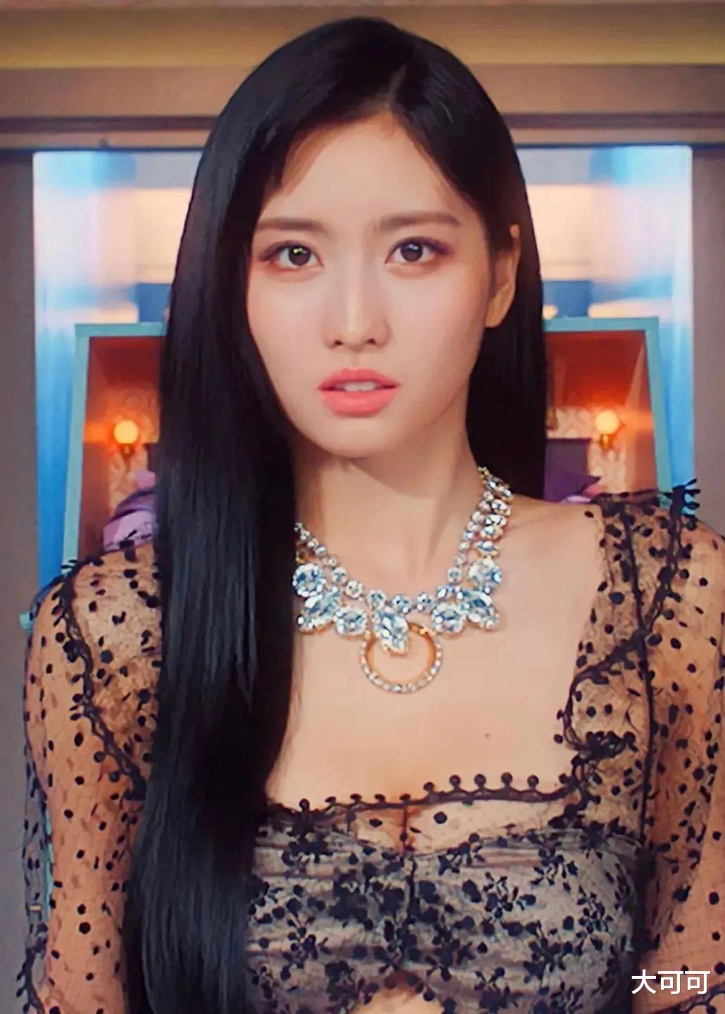 水煮蛋 Lisa“换头”失败？这次真翻车了！