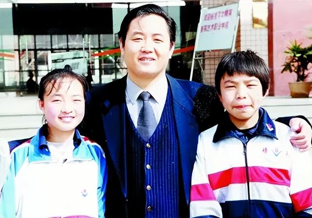 魏敏芝|13岁喂猪，一夜爆红后被张艺谋劝退圈，「昔日顶流」如今终于翻身