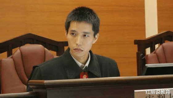 大学生|2022理想男友职业排名，公务员差点落榜，大学生公认第一名是它