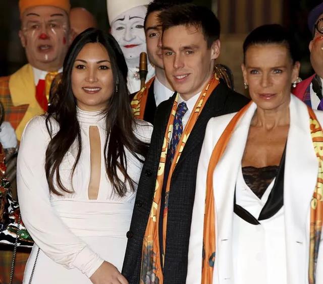 英雄|摩纳哥斯蒂芬妮公主即将成为祖母，她的长媳已经准备好添丁了！