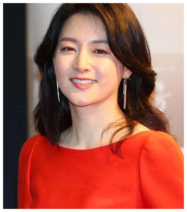 人美心善!51岁“大长今”为遇难女孩提供帮助,网友感动泪目