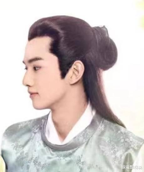 宋威龙|易烊千玺已成少年总裁，宋威龙却既无少年感也无男人味，这差异！