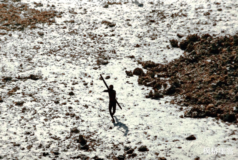 活佛|桑提奈人:地球上最脆弱的群体,一旦离开岛屿就会生病,最终死亡