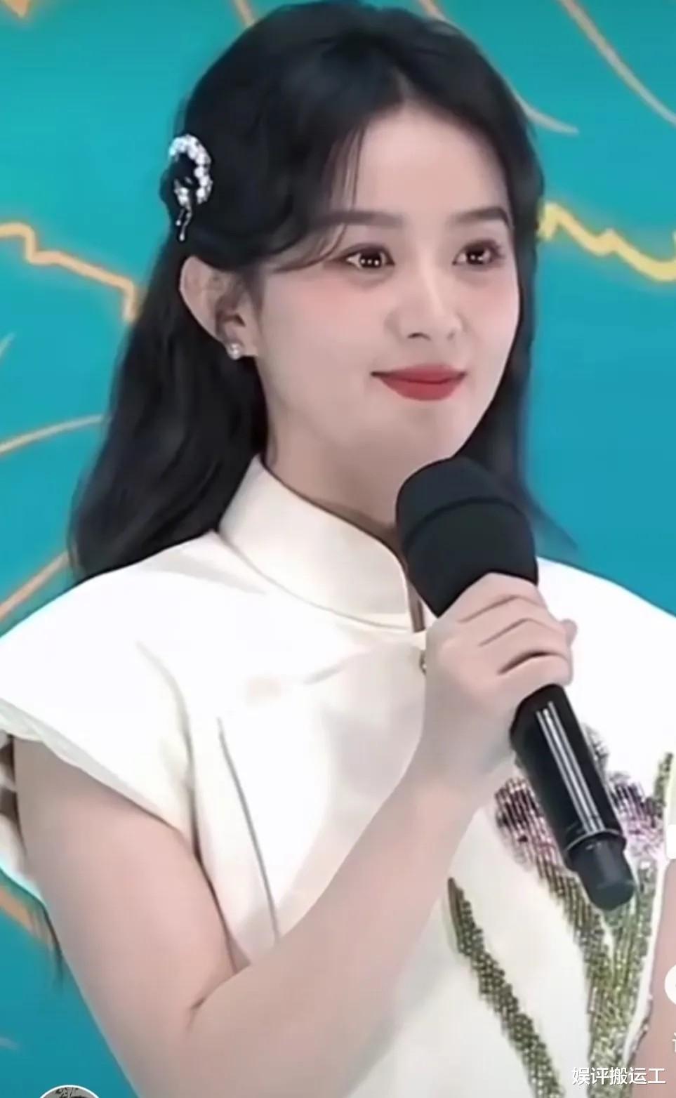 赵丽颖|生孩子前被嘲“土妞”，生孩子后上央视自带滤镜，赵丽颖哪变了？