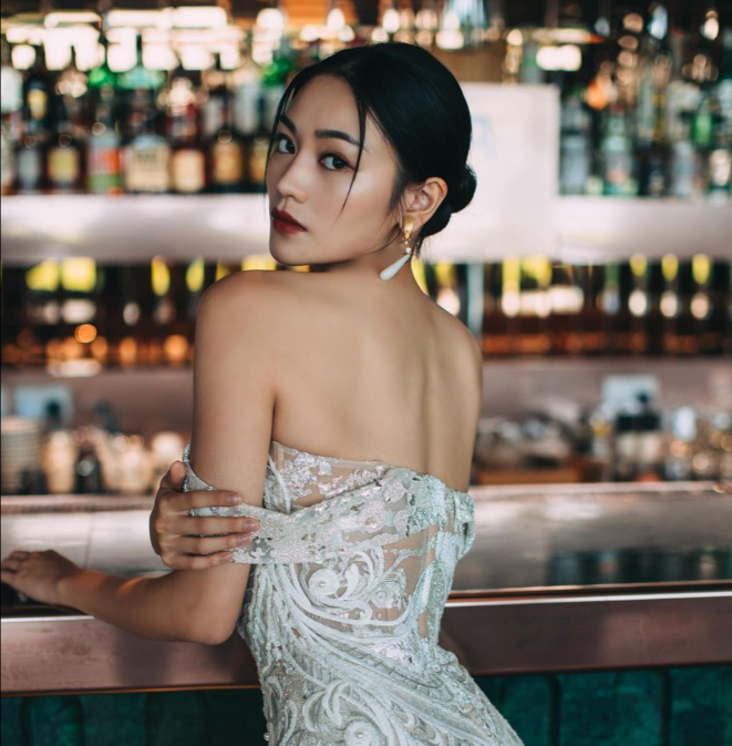 曾志伟|曾志伟亲吻模特风波又有女星卷入,她发声澄清只是上去打招呼