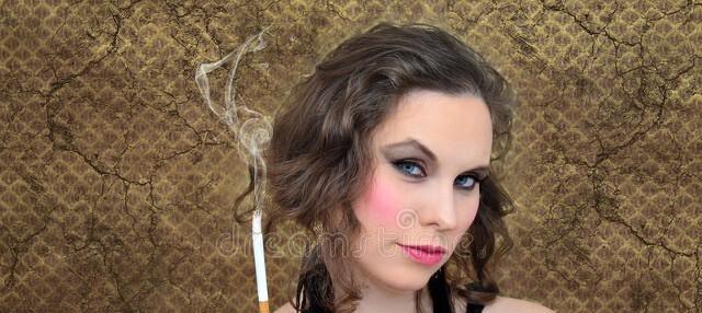 此人非常狠毒,把婆婆的耳朵给砍掉,又把自己的儿子差点打死