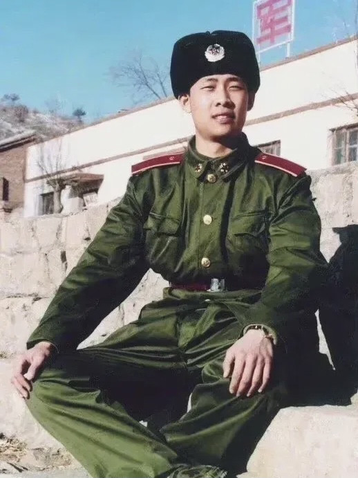 张译|演员张译发声:如有战,召必回