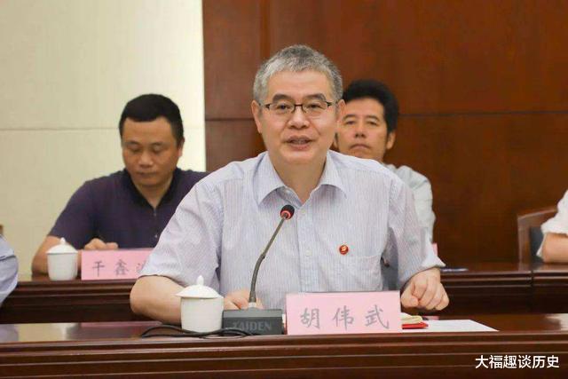 光刻机|美国阻挠ASML向中国出货28nm光刻机，国内院士的呼吁是正确的