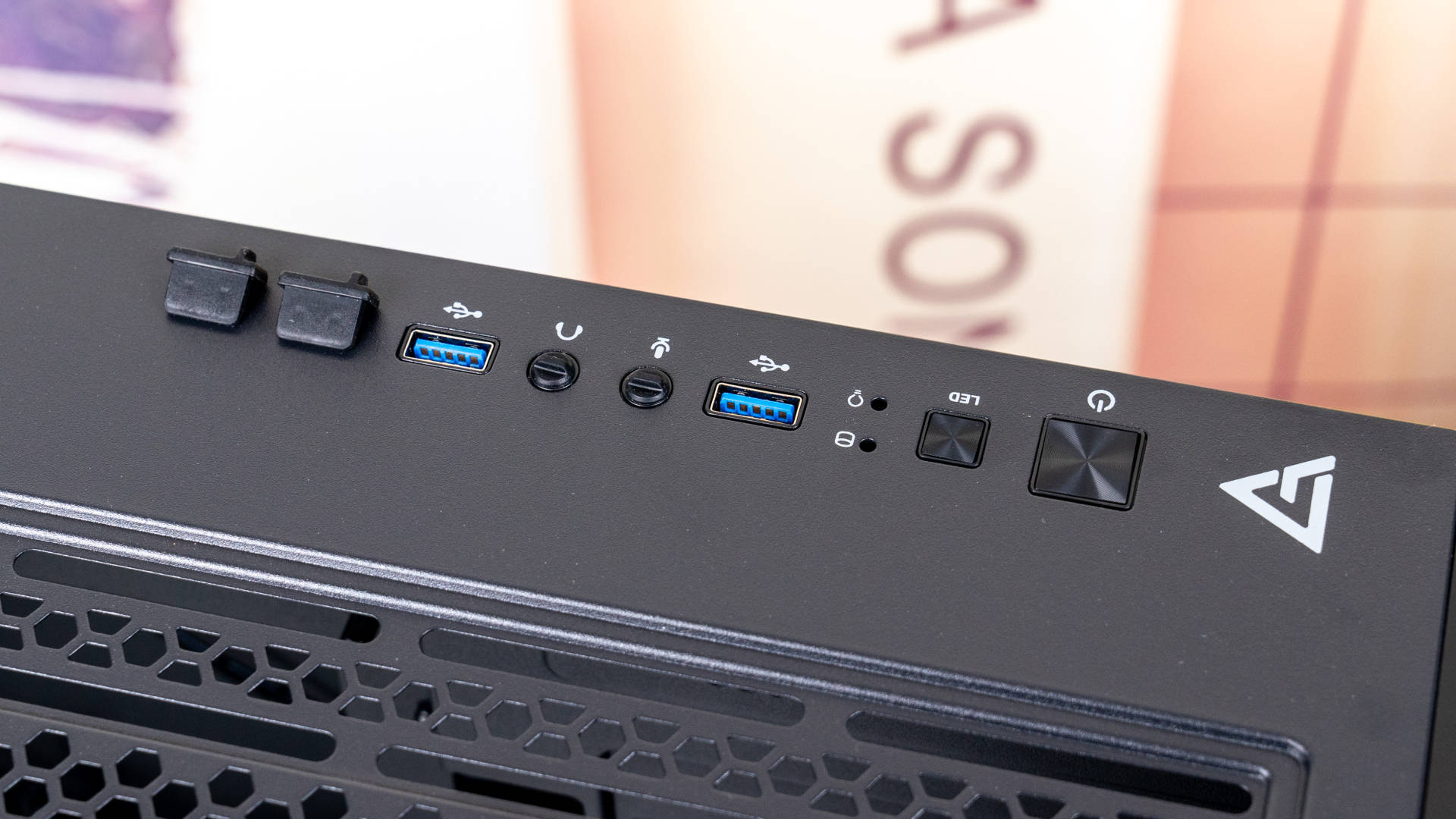 安钛克|散热优等生——安钛克DF 800Flux使用体验