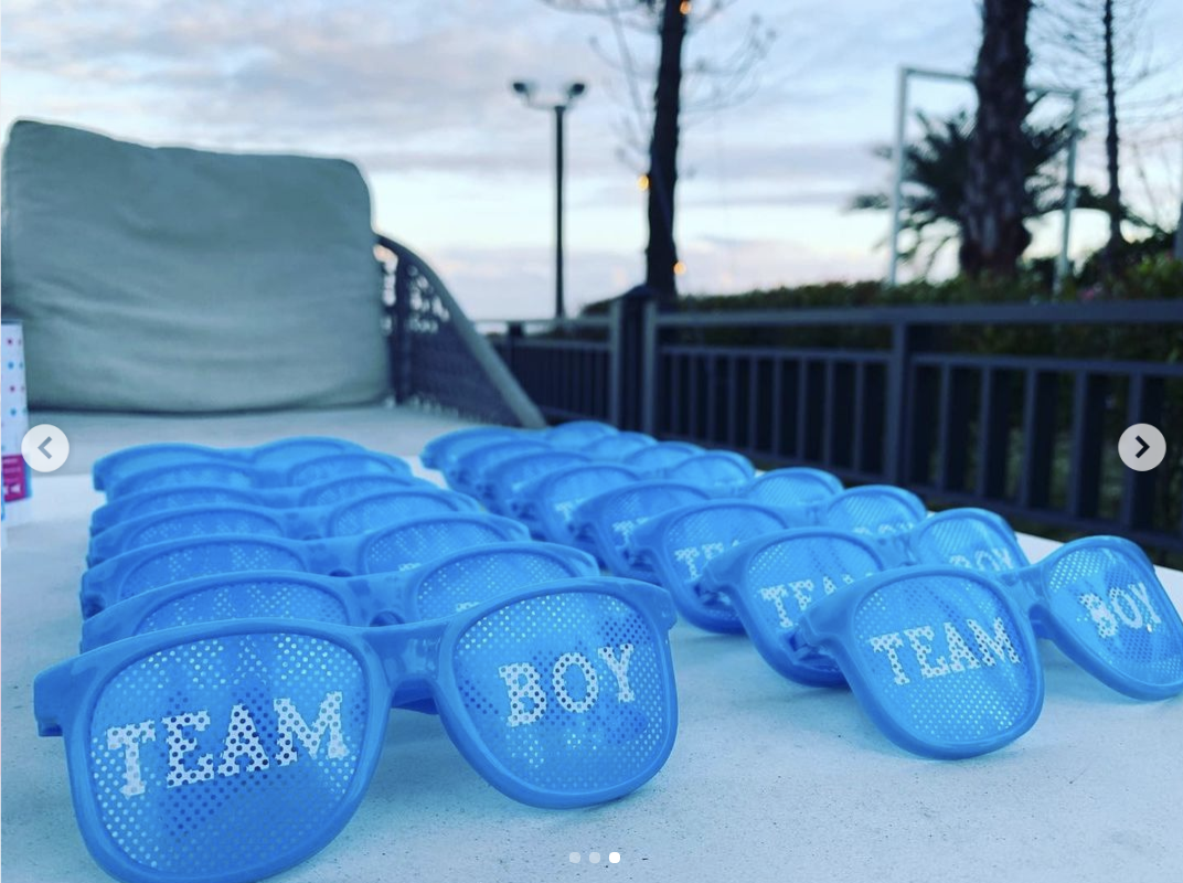 昆凌|闷声干大事！周杰伦晒昆凌孕肚报喜，网友调侃三胎比专辑来得快