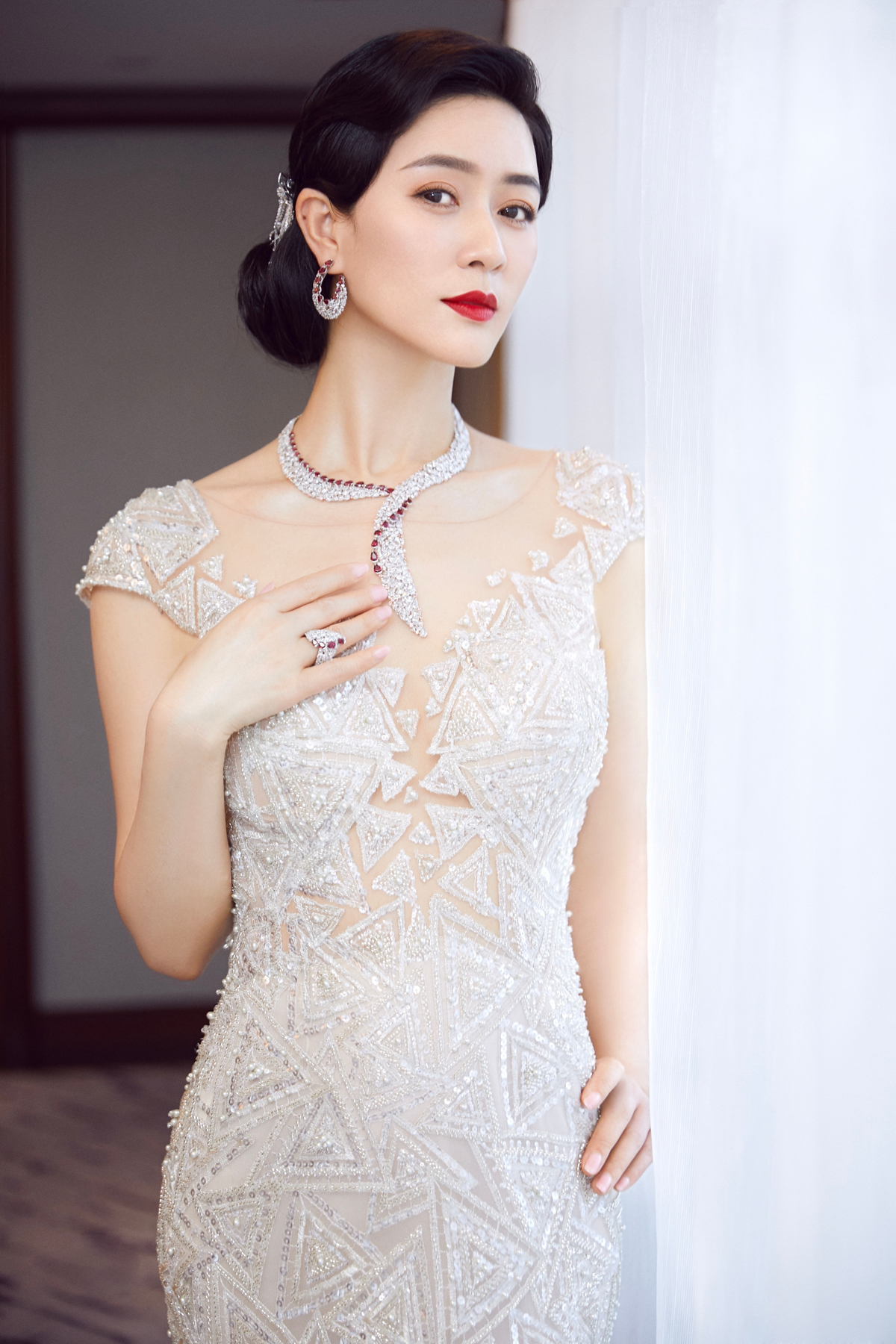 女人不哭|《女人不哭》16年，演员近况差距大，女二变脸认不出，小配角红了