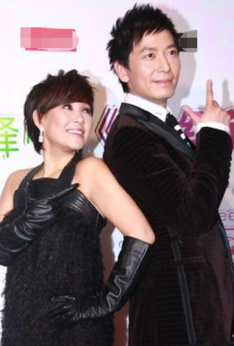 戴军|2003年，戴军突然得知李静闪婚：我爱她16年，她为啥不选我呢？