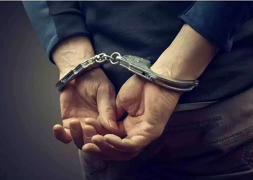 北京市|案例:北京一漂亮女孩面试保姆,月薪三万,合同:自愿发生关系