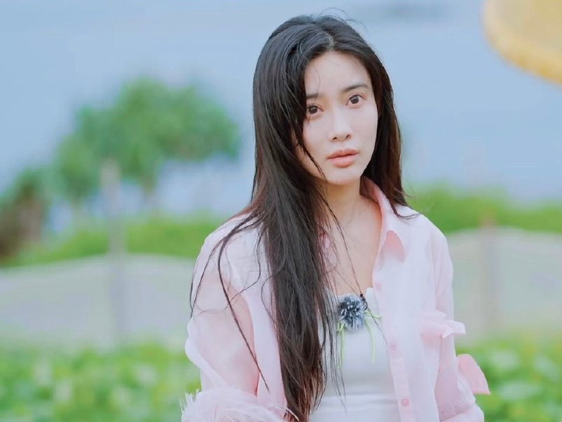 明星素颜|《五十公里桃花坞》孟子义素颜出镜,遇上直男武大靖,场面一度尴尬