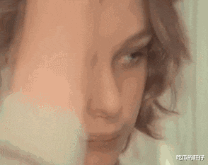 伯恩|他是世界第一美少年，16岁走红，一生坎坷，晚年坚信：美貌没有错