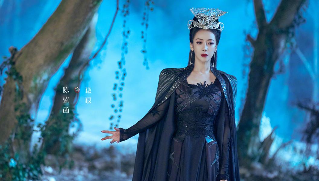 陈紫函|《月歌行》大火：躲过了徐璐，我却被47岁特别出演给惊艳了