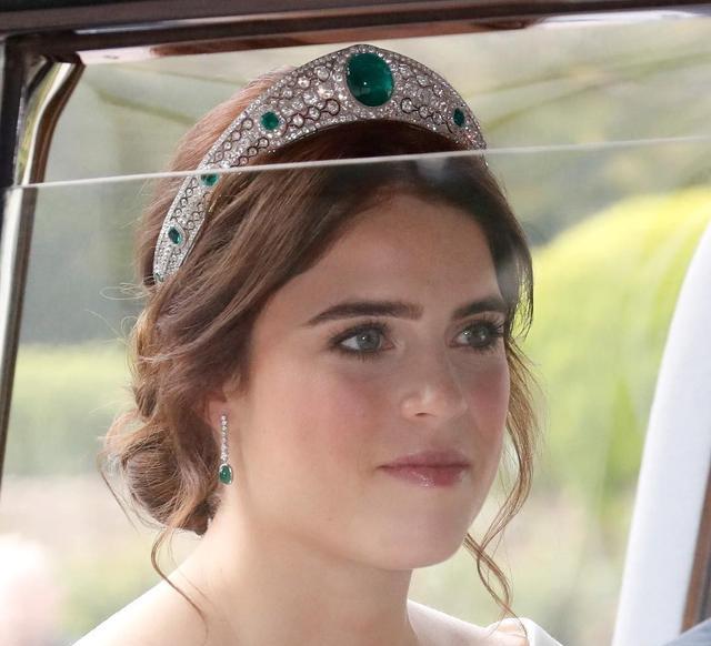 教堂|2018年,尤金妮公主在圣乔治教堂大婚,在婚礼上穿过她祖先的遗骸