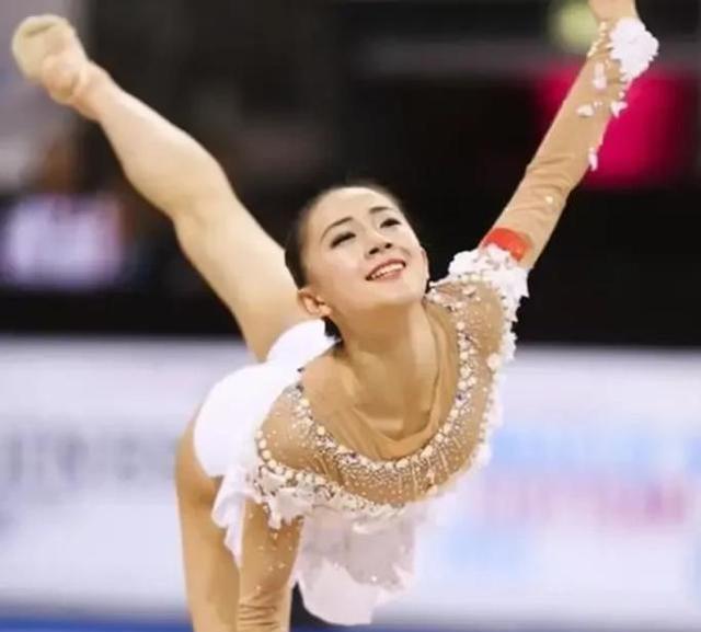 张豆豆|体操公主张豆豆:一张美照被疯传,21岁退役后差点进入娱乐圈