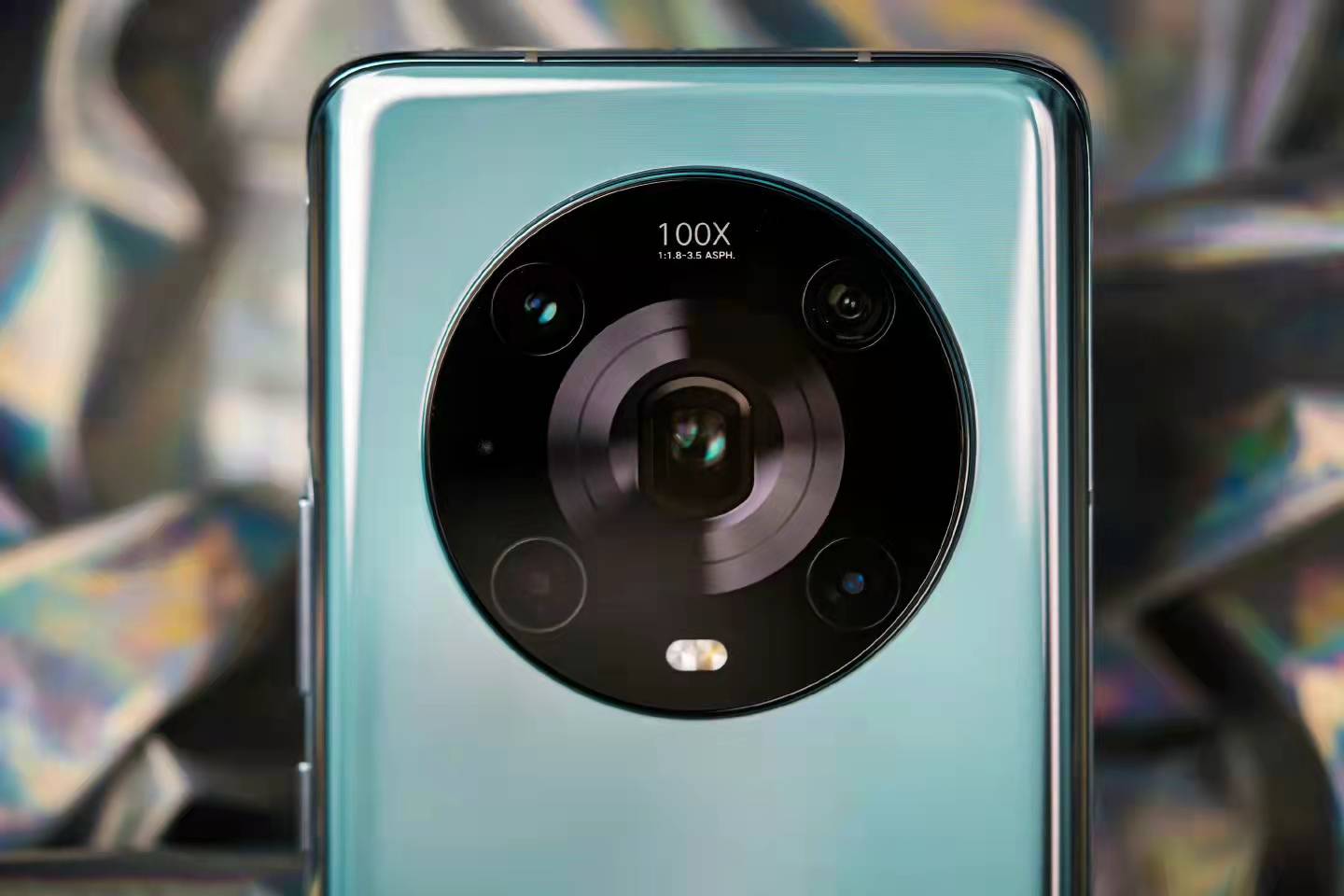 iphone13|又一个国产手机黑马降临，硬件全面领先iPhone13，价格还更亲民