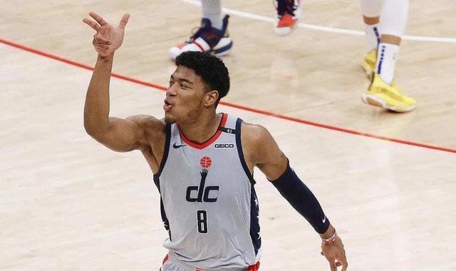 八村塁|27分22篮板，顶级内线数据！复出只拿6分3篮板，首发位置不稳了？