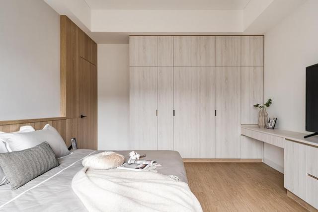 70后夫妻回乡自建房,因家居布置而走红,网友:羡慕都说倦了