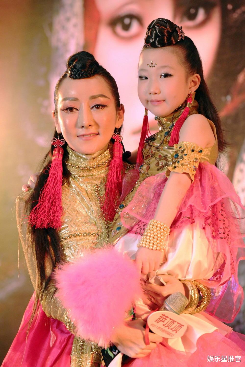 萨顶顶|萨顶顶事业受挫，和富豪认识一天就闪婚，如今过得让人羡慕不已