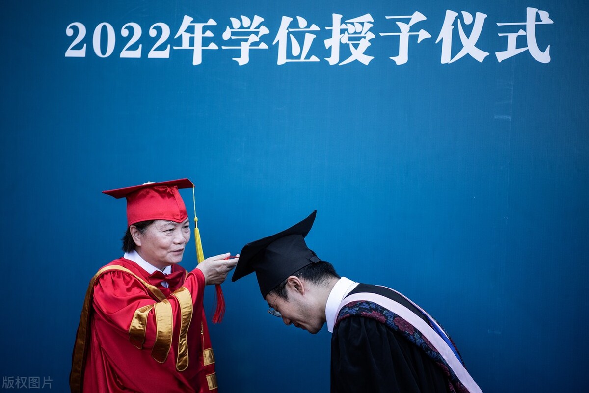 教师|下半年编制教师招考,满足三个条件才有资格报名,你准备好了吗?