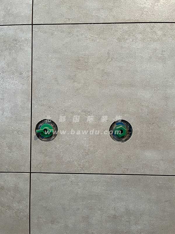 装修改造铺瓷砖为什么要留缝隙?